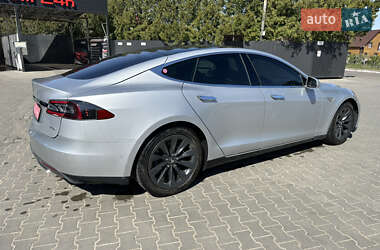 Ліфтбек Tesla Model S 2016 в 
