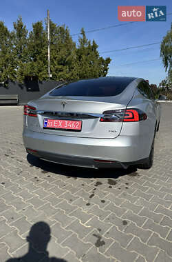 Ліфтбек Tesla Model S 2016 в 