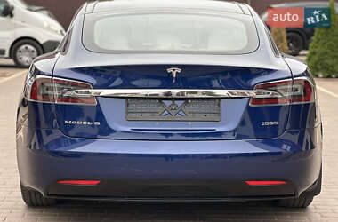 Лифтбек Tesla Model S 2017 в 