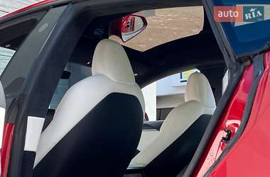 Ліфтбек Tesla Model S 2022 в 