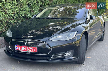 Ліфтбек Tesla Model S 2014 в 