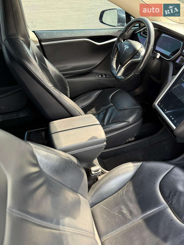 Ліфтбек Tesla Model S 2014 в Василькові