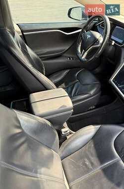 Ліфтбек Tesla Model S 2014 в 