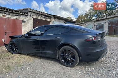 Лифтбек Tesla Model S 2022 в 