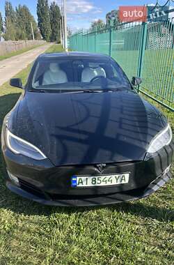 Ліфтбек Tesla Model S 2019 в Києві