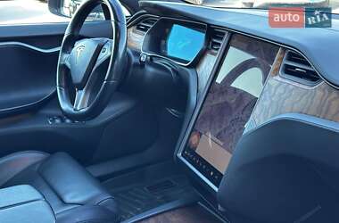 Лифтбек Tesla Model S 2018 в 