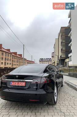 Ліфтбек Tesla Model S 2019 в 