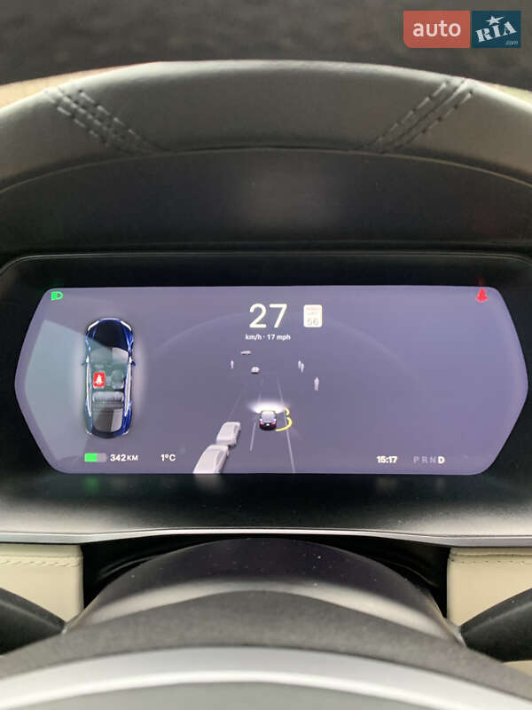 Ліфтбек Tesla Model S 2019 в Львові