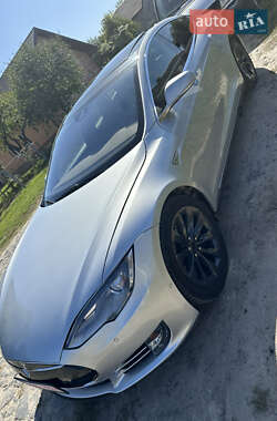 Ліфтбек Tesla Model S 2016 в 