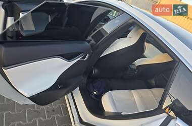 Ліфтбек Tesla Model S 2019 в 