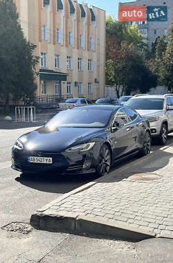 Ліфтбек Tesla Model S 2018 в Вінниці