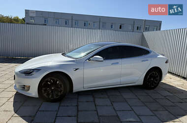 Ліфтбек Tesla Model S 2017 в 