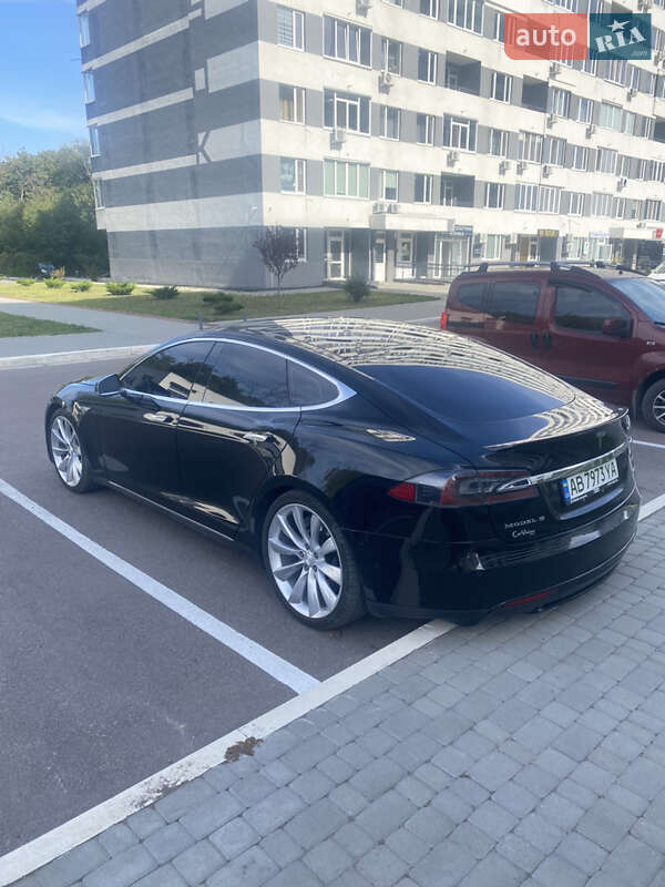 Ліфтбек Tesla Model S 2013 в Харкові