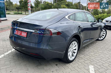 Лифтбек Tesla Model S 2017 в 