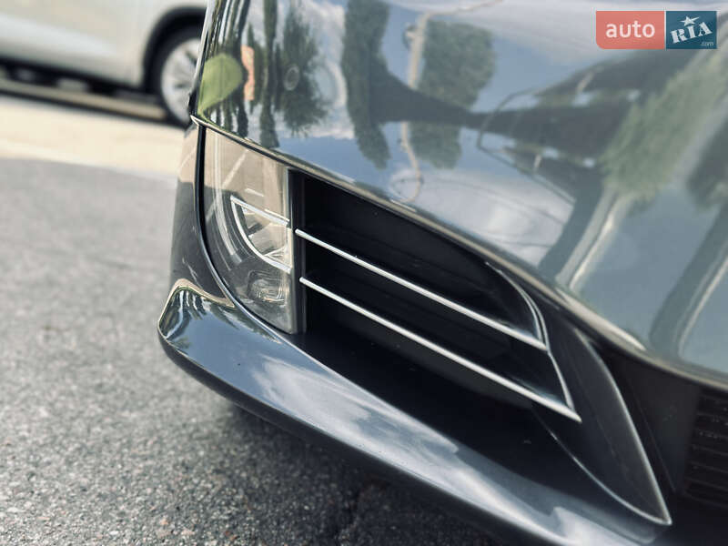 Ліфтбек Tesla Model S 2018 в Кременчуці