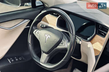 Лифтбек Tesla Model S 2018 в 