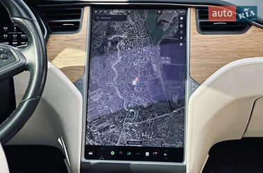 Лифтбек Tesla Model S 2018 в 