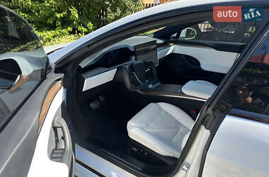 Ліфтбек Tesla Model S 2022 в 