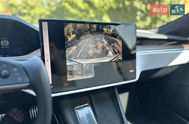 Ліфтбек Tesla Model S 2022 в 