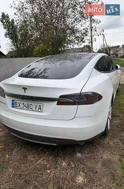 Ліфтбек Tesla Model S 2014 в 