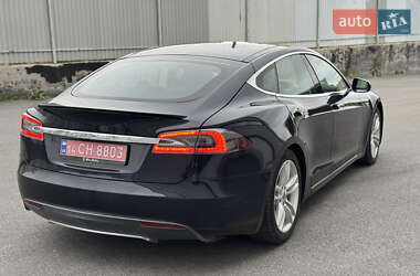 Лифтбек Tesla Model S 2014 в 