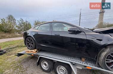 Ліфтбек Tesla Model S 2022 в 