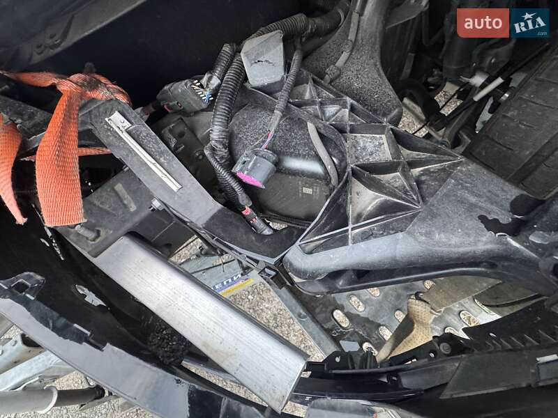 Лифтбек Tesla Model S 2022 в Ровно