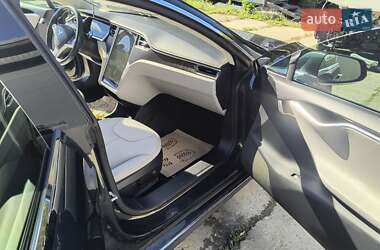 Ліфтбек Tesla Model S 2012 в 