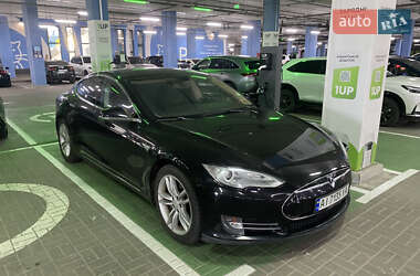 Ліфтбек Tesla Model S 2014 в 