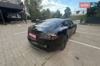 Лифтбек Tesla Model S 2013 в 