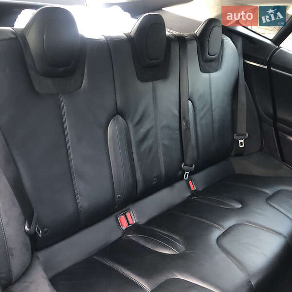Ліфтбек Tesla Model S 2013 в Луцьку