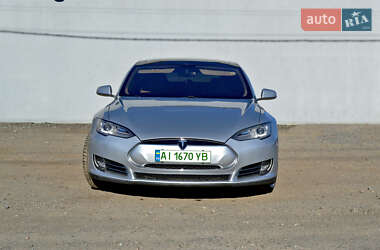 Ліфтбек Tesla Model S 2013 в Святопетрівське