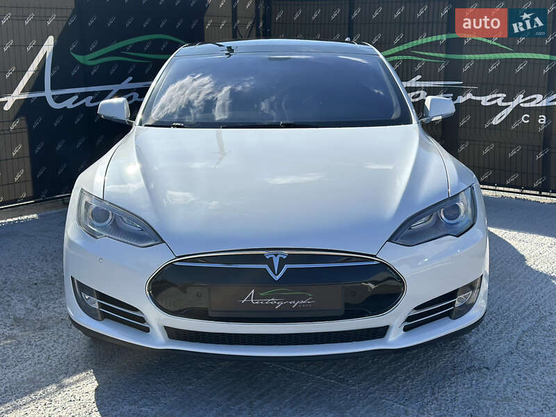 Лифтбек Tesla Model S 2013 в Киеве