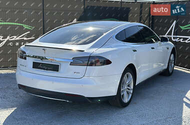 Ліфтбек Tesla Model S 2013 в 