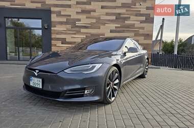 Ліфтбек Tesla Model S 2016 в 
