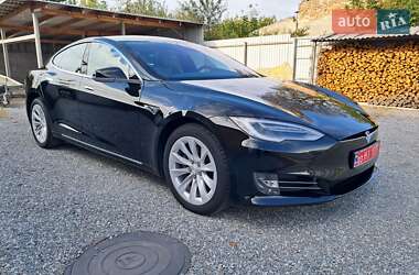 Лифтбек Tesla Model S 2017 в 