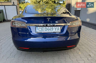 Ліфтбек Tesla Model S 2017 в Чернівцях
