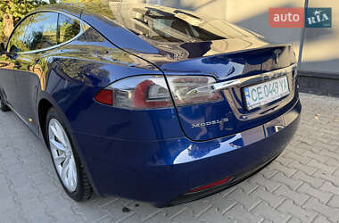 Ліфтбек Tesla Model S 2017 в Чернівцях