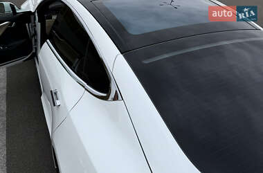 Ліфтбек Tesla Model S 2016 в 