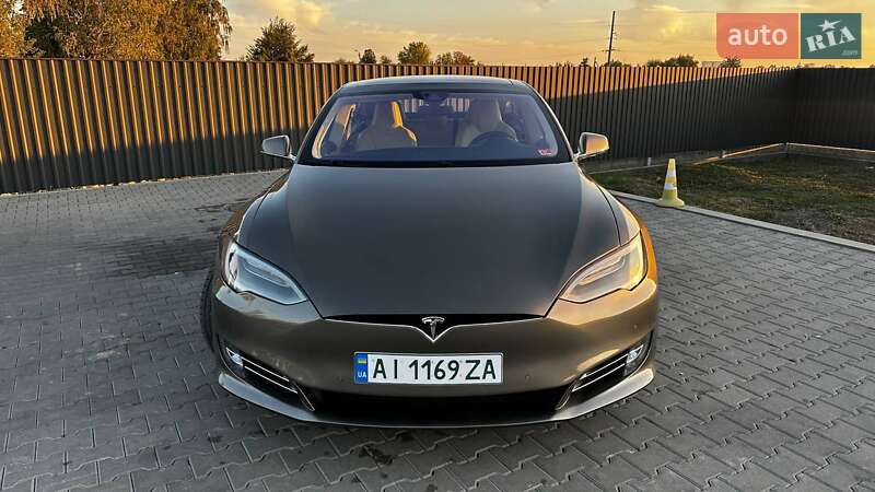 Ліфтбек Tesla Model S 2016 в Києві фото 8 Ліфтбек Tesla Model S 2016 в Києві