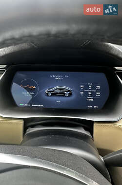 Ліфтбек Tesla Model S 2017 в 