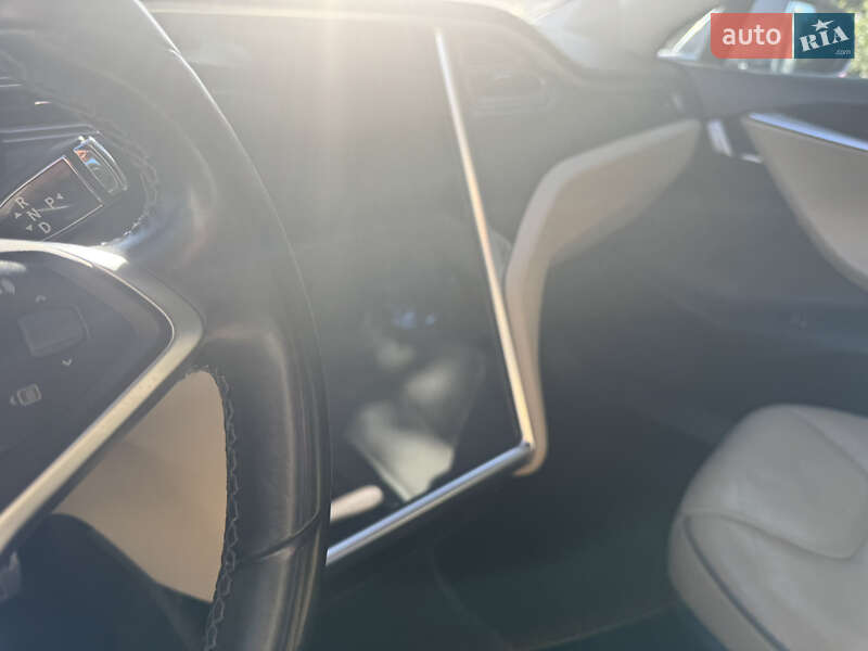 Лифтбек Tesla Model S 2014 в Одессе