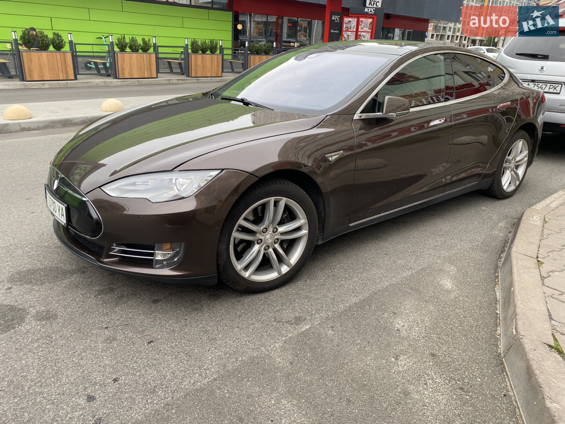 2015 Tesla Model S - мініатюра 5