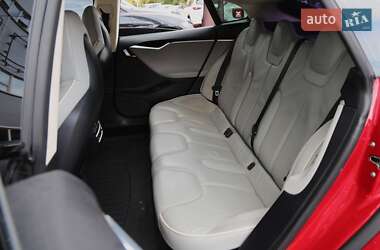 Ліфтбек Tesla Model S 2013 в 