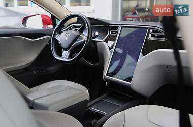 Ліфтбек Tesla Model S 2013 в 
