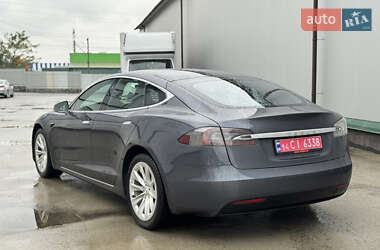 Лифтбек Tesla Model S 2018 в 