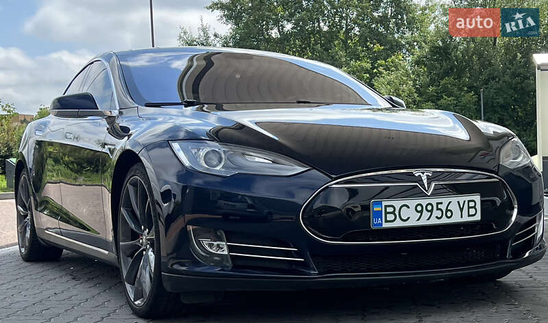 Ліфтбек Tesla Model S 2014 в Дрогобичі фото 17 Ліфтбек Tesla Model S 2014 в Дрогобичі