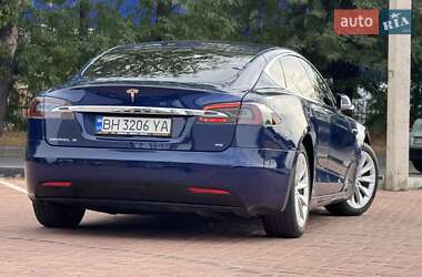 Ліфтбек Tesla Model S 2016 в 