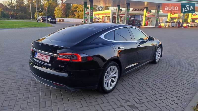 Лифтбек Tesla Model S 2014 в Житомире