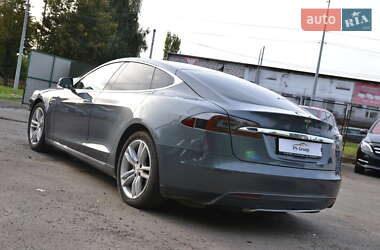 Ліфтбек Tesla Model S 2015 в 